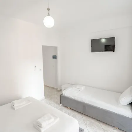 Joel Center 아파트 Sarandë