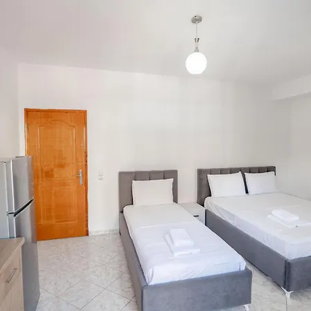 Joel Center Sarandë