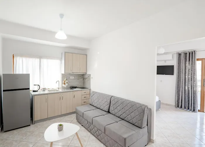 Joel Center Apartament *